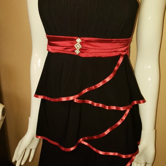 TABOO DRESS - Picture 2 of 4